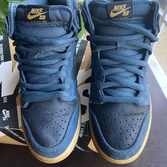 Nike SB Dunk High Classic Charcoal Tar - Picture 4 of 7